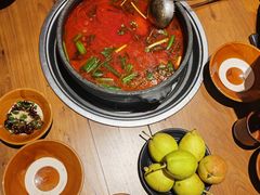 -贵厨酸汤牛肉(花果园国际中心店)