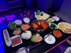 -唯爱KTV聚会餐厅(仙林东城汇店)