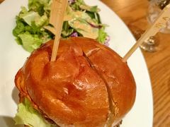 招牌京A世涛培根芝士汉堡-京A Brewpub·精酿餐吧(幸福村店)