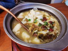 -周鱼小馆石锅酸菜鱼(活力汇店)