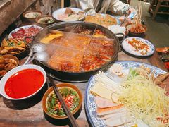 -周小明火锅(黑金冠社区店)