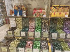 -VENCHI 闻绮(北京国贸商城店)
