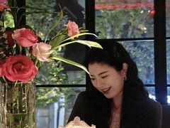 -弦月窗LUNETTE BY AMANDA(复兴路店)