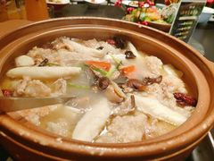 -状元人家·公园别墅衡东土菜(溪悦荟店)