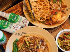 -方铲铲·成都板凳面(滨江银泰店)