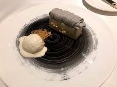 黑芝麻慕斯-福楼法餐厅FLO