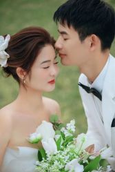 -上花轿婚纱摄影