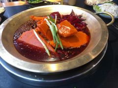 -王婆乔鲜鱼自助火锅(蜀汉路店)