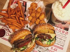 火烤双层牛肉特堡-The Habit Burger Grill 哈比特汉堡(复兴soho店)
