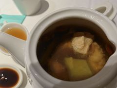 霸王花炖龙骨湯-尚一汤 广东炖汤(金桥国际店)