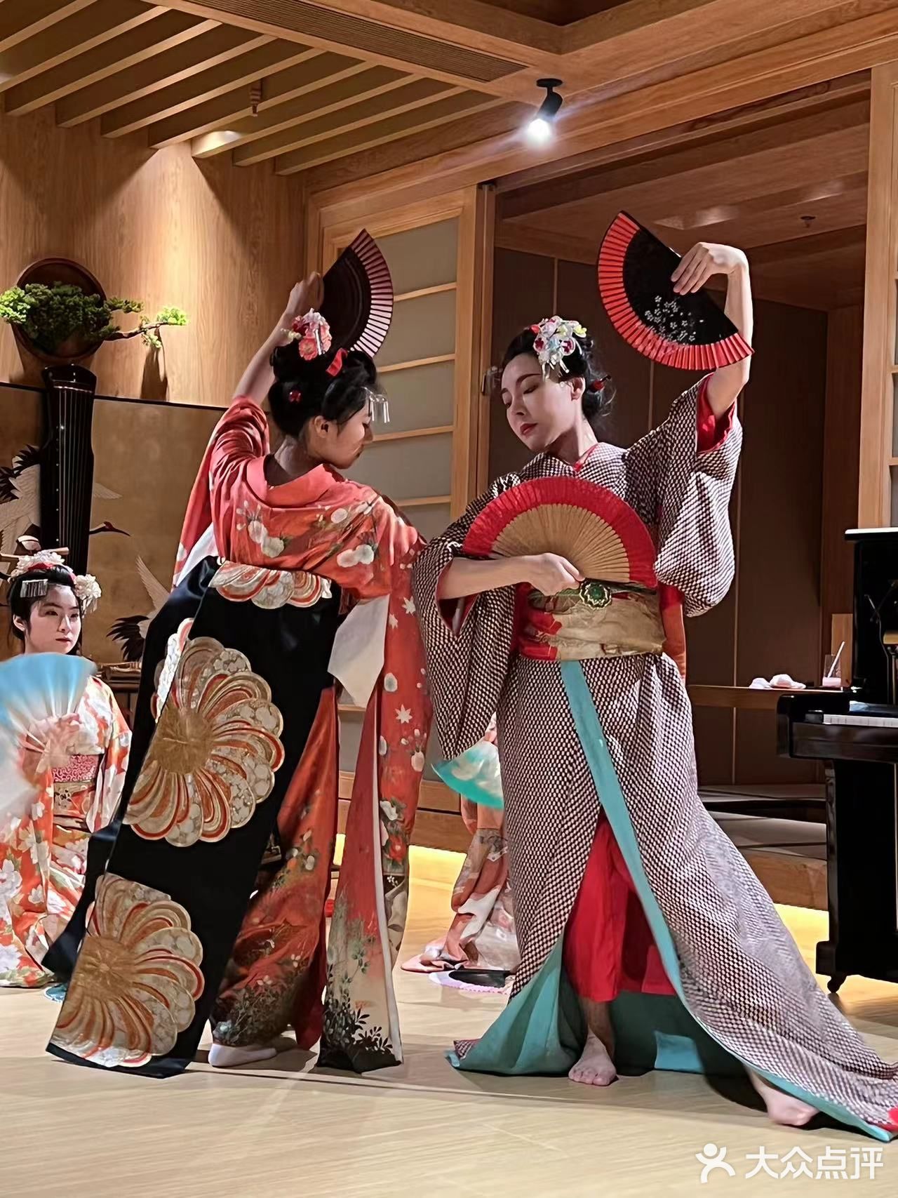 沉浸式体验艺伎表演的怀石日料🎭 
