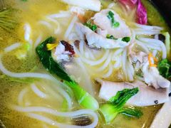 -桥香园过桥米线(国贸店)