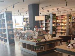 -魔方城市书房(中街益田店)