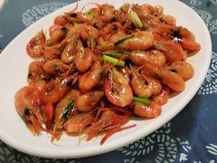 油爆虾-唔呶喔哩酒家(生产街店)
