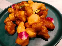 鲜果菠萝里脊-蜜桃花开·中西融合菜E&W(南长街店)