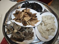 -太婆天府山珍酒楼(亚运村店)
