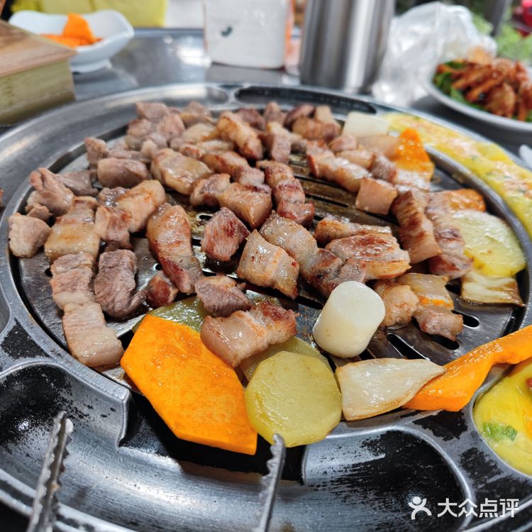 韩国欧巴开的韩式烤肉店，绝绝子