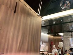 -捞王锅物料理(上海世茂广场店)