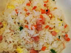 -小镇大厨新概念复合中餐厅(万达广场大连高新店)