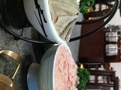 -小天鹅火锅·一线江景洪鼎旗舰店(洪崖洞店)