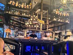 -爱啤精酿·民谣酒馆(滨江店)