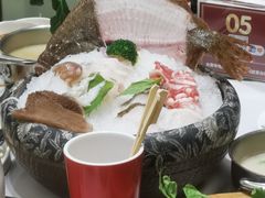 -红鼎豆捞·非遗鲍皇汤火锅(宝丰路店)
