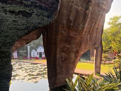 -广州莲花山旅游区