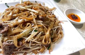 Dry-Fried Beef with Bean Sprouts