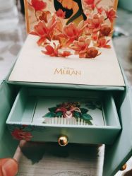 -周大福 CHOW TAI FOOK(新世界百货崇文店)