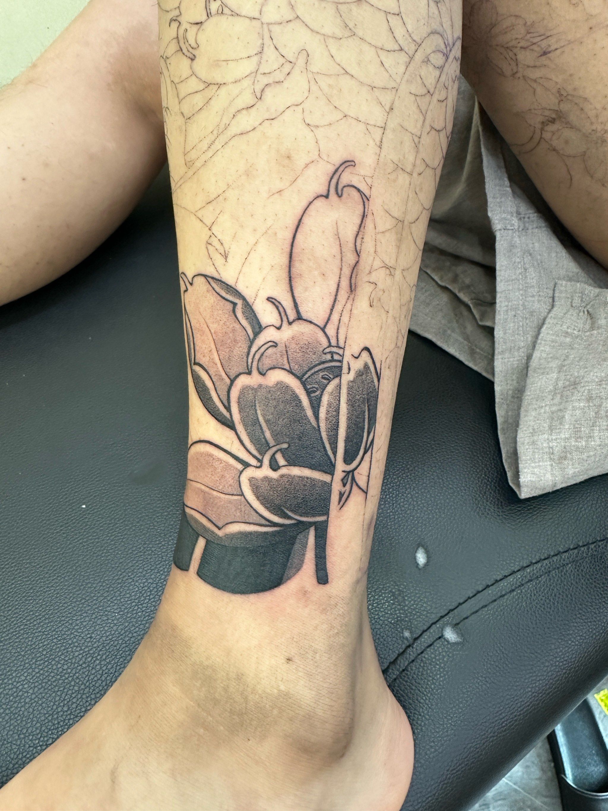 哈尔滨纹身鲤鱼莲花