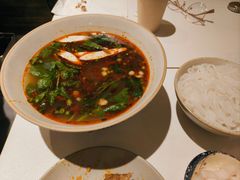-粉八·云南米线·建水烧烤(常熟路店)