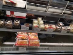 -红宝石·鲜奶小方·海派西点房(浦三店)