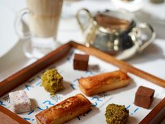 -AZUR聚(香格里拉饭店)