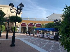 -佛罗伦萨小镇广佛名品奥特莱斯(疏港路店)