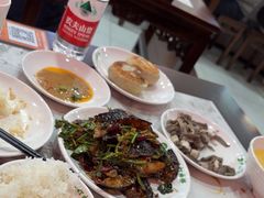 -尹记门钉肉饼(丰台站店)