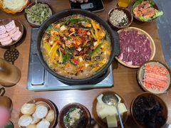 -黔有有贵州酸汤夺夺粉火锅(五味十字店)