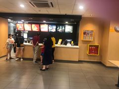 -麦当劳(石坝服务区店)