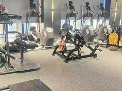 -金摩尔健身游泳(万象城鼎丰大厦店)