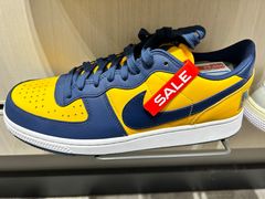 -ABC MART(心斎橋店)