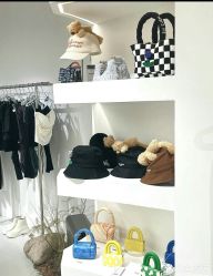 -德龙国际珠宝城