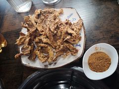 干炸鲜蘑-蜀留香石锅鱼(六顺街店)