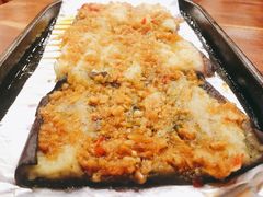 茄子-老东镇啤酒屋海鲜加工·蒸汽海鲜·海鲜烧烤(台东店)