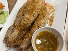 -两兄弟Song Pee Nong(2号店)