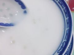 -赵记传承特色牛奶甜品(泉城广场店)
