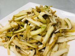 溧阳白芹-翠茗农庄土菜馆(天目湖店)