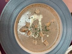 -查特花园美食广场(西单大悦城店)