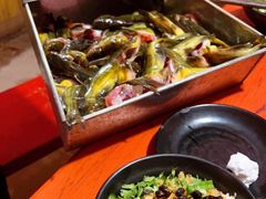 -三道苗苗鱼·美蛙黄辣丁(八里店)