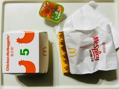 -麦当劳(友谊路得来速店)