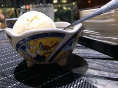 进口香草冰淇淋-花见无国界料理(科林楼店)