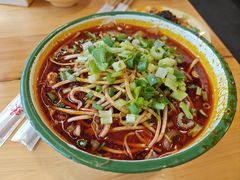 -拈签一笑黄牛肉辣卤串串